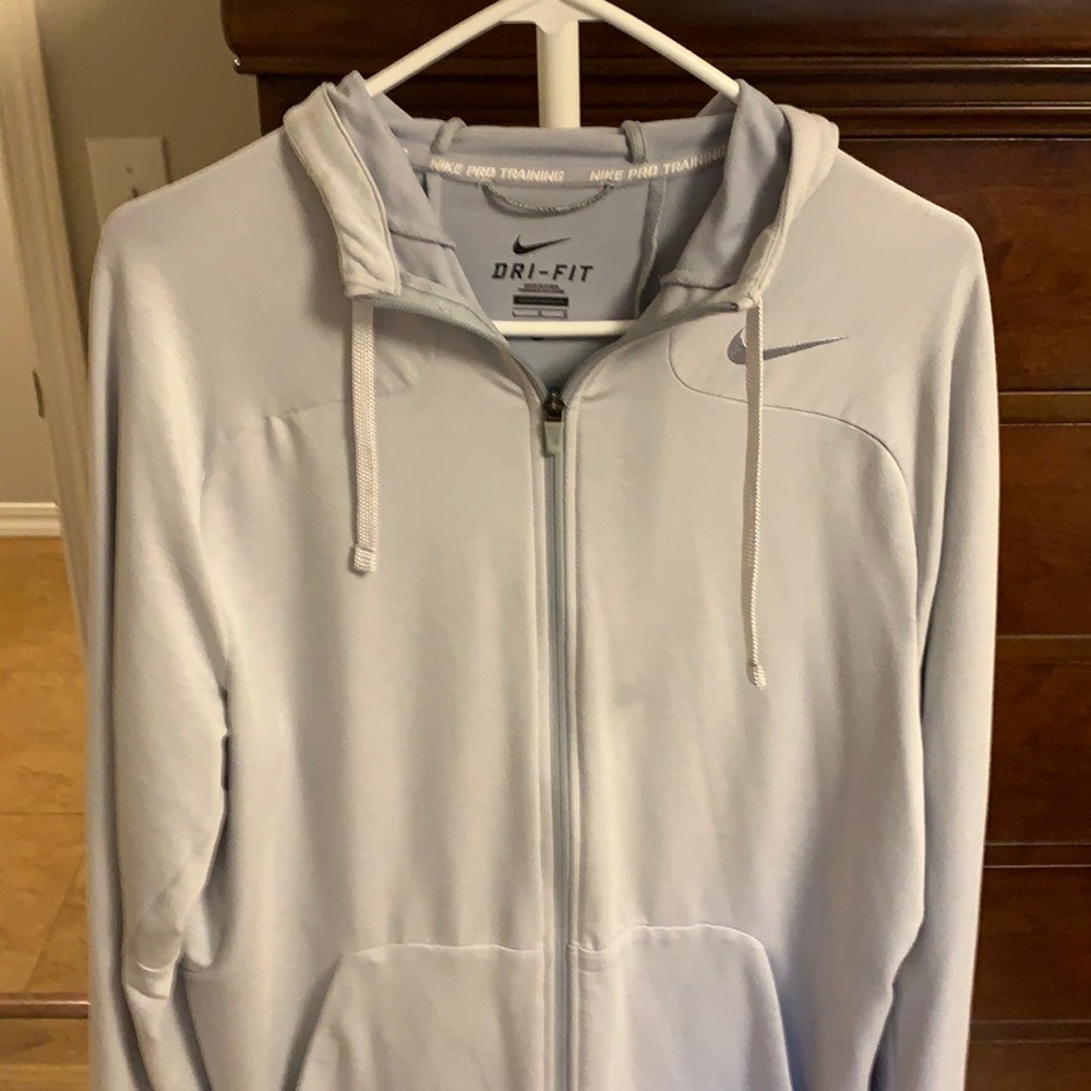 Nike Pro Dri-Fit sweatshirt